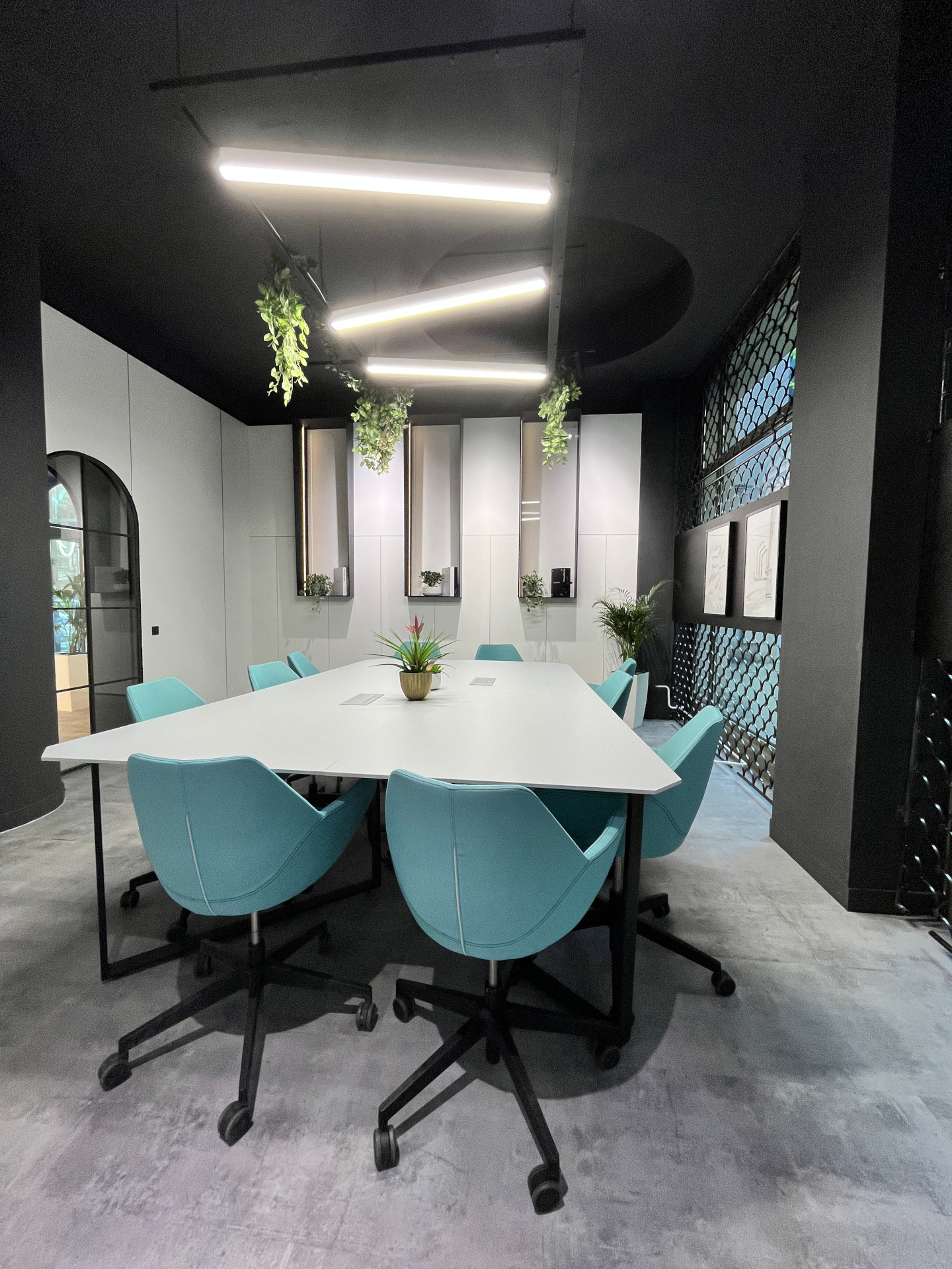 Pe 26 martie, noul showroom Fundermax si-a deschis portile in centrul orasului Bucuresti